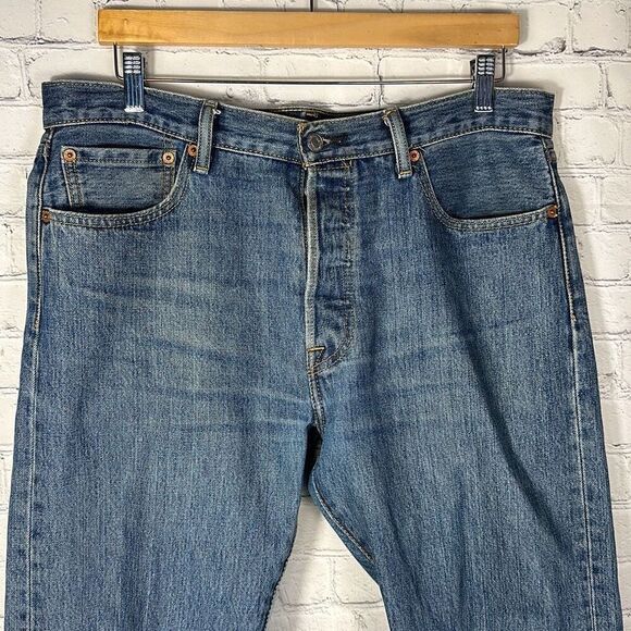 Levi’s Mens 501 Straight Jeans Button Fly size W34 x L29 - Picture 2 of 10